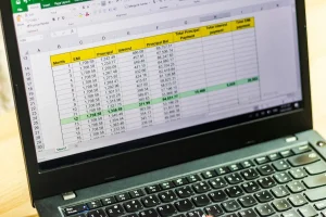脱Excel！Excelで業務を行う際の課題・問題点を解説